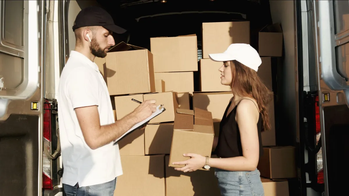 Clear delivery options and tracking build trust with UAE shoppers.
